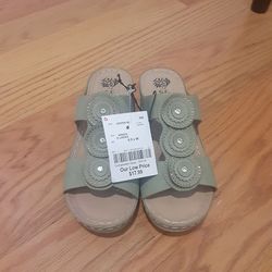 New Shoes size 6.5