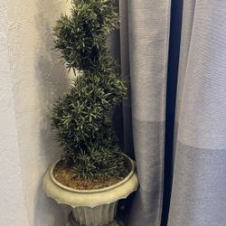 Topiary Tree 59”
