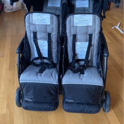 Gaggle 4 Children Stroller 