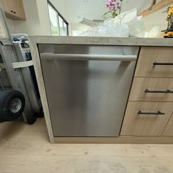 🔥APPLIANCE INSTALLATION SERVICE🔥 WALL OVENS•BUILTIN MICROWAVES/OVER RANGE•WASHER DRYERS•REFRIGERATORS•DISHWASHERS•RANGES•BUILT INS 36”,42”,48” 🔥