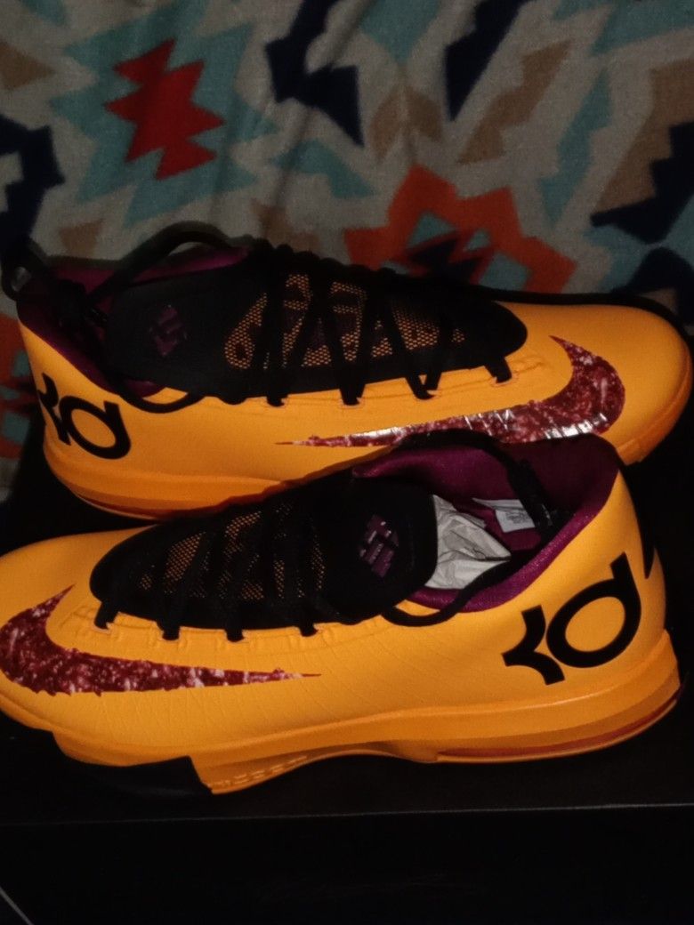 Nike KD VI Laser Orange/Raspberry Red Size 10 Men's