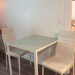 Dining Table With Chairs 