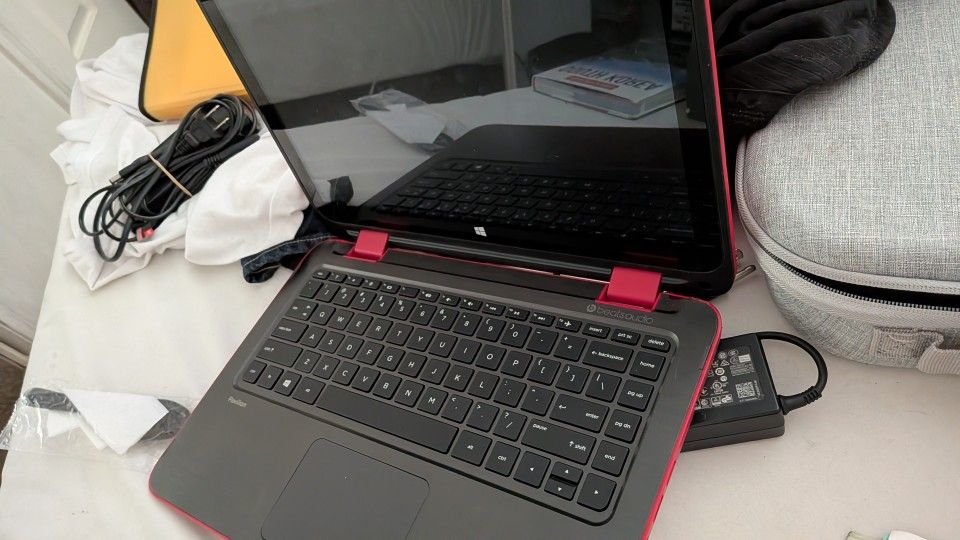 HP Touchscreen Chromebook 