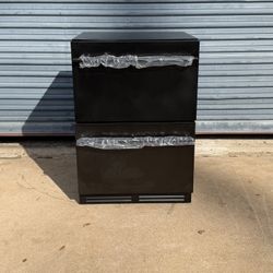 23.42 in. 250 Plus Cans Dual Zone Beverage Refrigerator 2-Drawer Built-in Beverage Cooler in Black Stainless Steel 