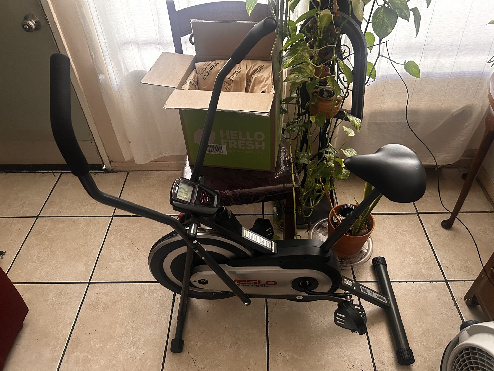 Weslo Cross Cycle Exercise Bike