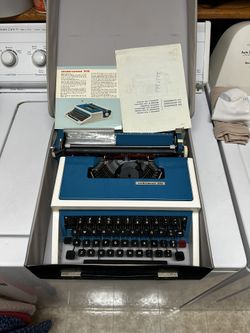 Underwood 315 Typewriter
