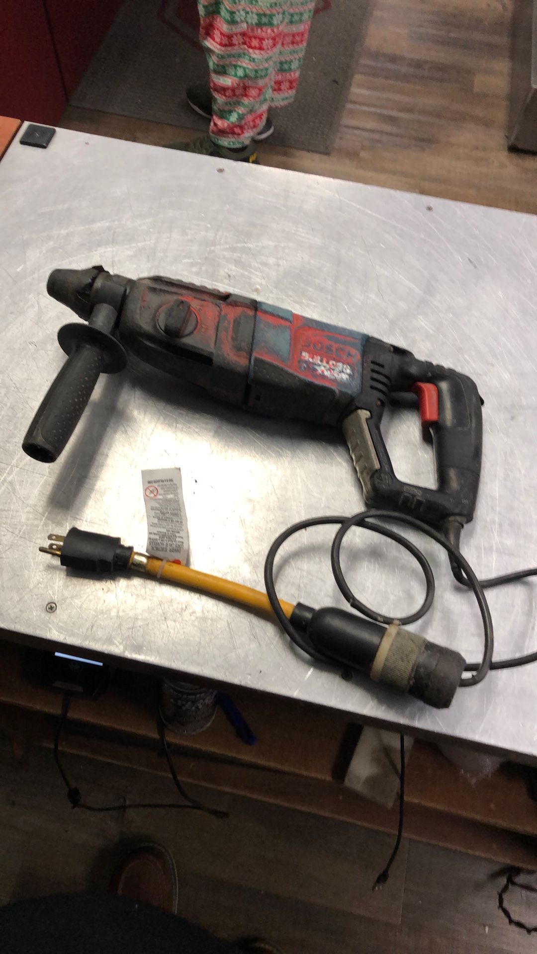1003 Bosch 11255VSR Corded 8amp 1” Variable Speed Rotary Hammer W/ 120v Adapter 539549