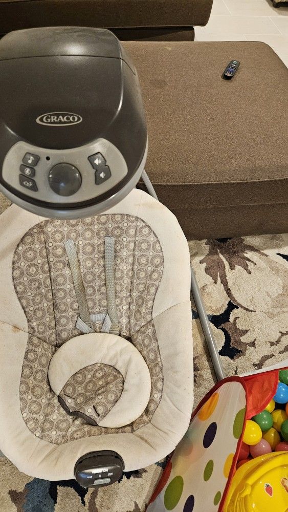 Graco Baby Swing