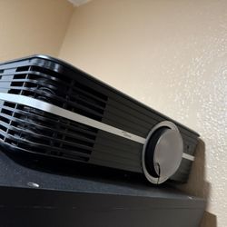 4k UHD Optoma projector