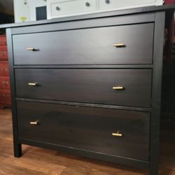 Ikea Dresser En Buenas Condiciones 