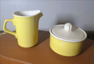 Vintage MCM Pale Yellow & White glazed ceramic sugar bowl and creamer set