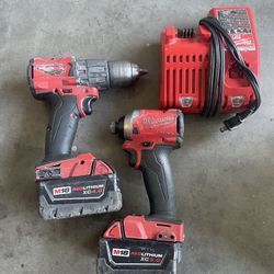 Milwaukee Drill Set