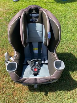 Graco Car Seat Extend2Fit.