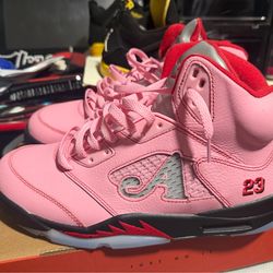 AIR JORDANS FOR SALE  (Worn Once) 100% AUTHENTIC