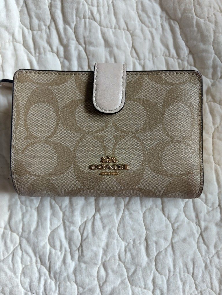 Coach Wallet - Used 