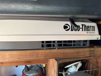 RV AC unit