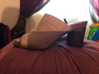 TOMS Women’s Majorca Suede Open Toe Mule Sandal
