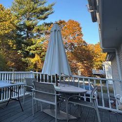 Outdoor table set with umbrella and 6 chairs! Aluminum!!!!