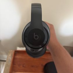Black Beats Studio Pro 2 