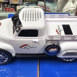 Speaker Bluetooth Radio And USB And Audio Recargables 