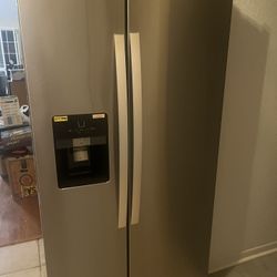 Whirlpool 68x35.5x30.5 Inch Refrigerator (READ THE DESCRIPTION)