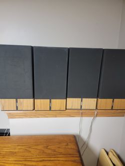 Bose 6.2 Speakers 1 left 1 Right 