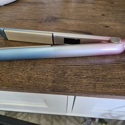 Never used Dorisilk hair straightener