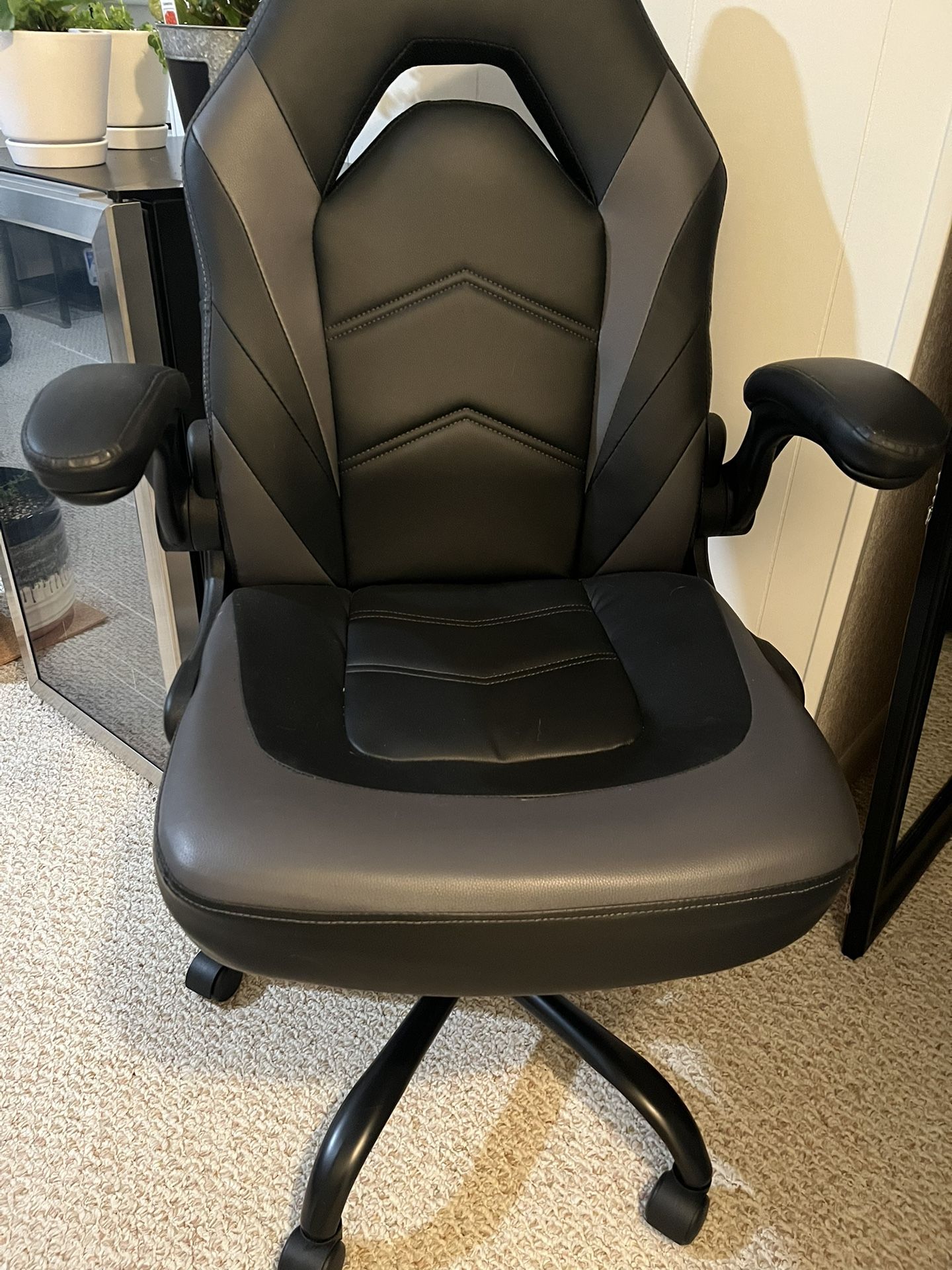 Desk/gaming Chair