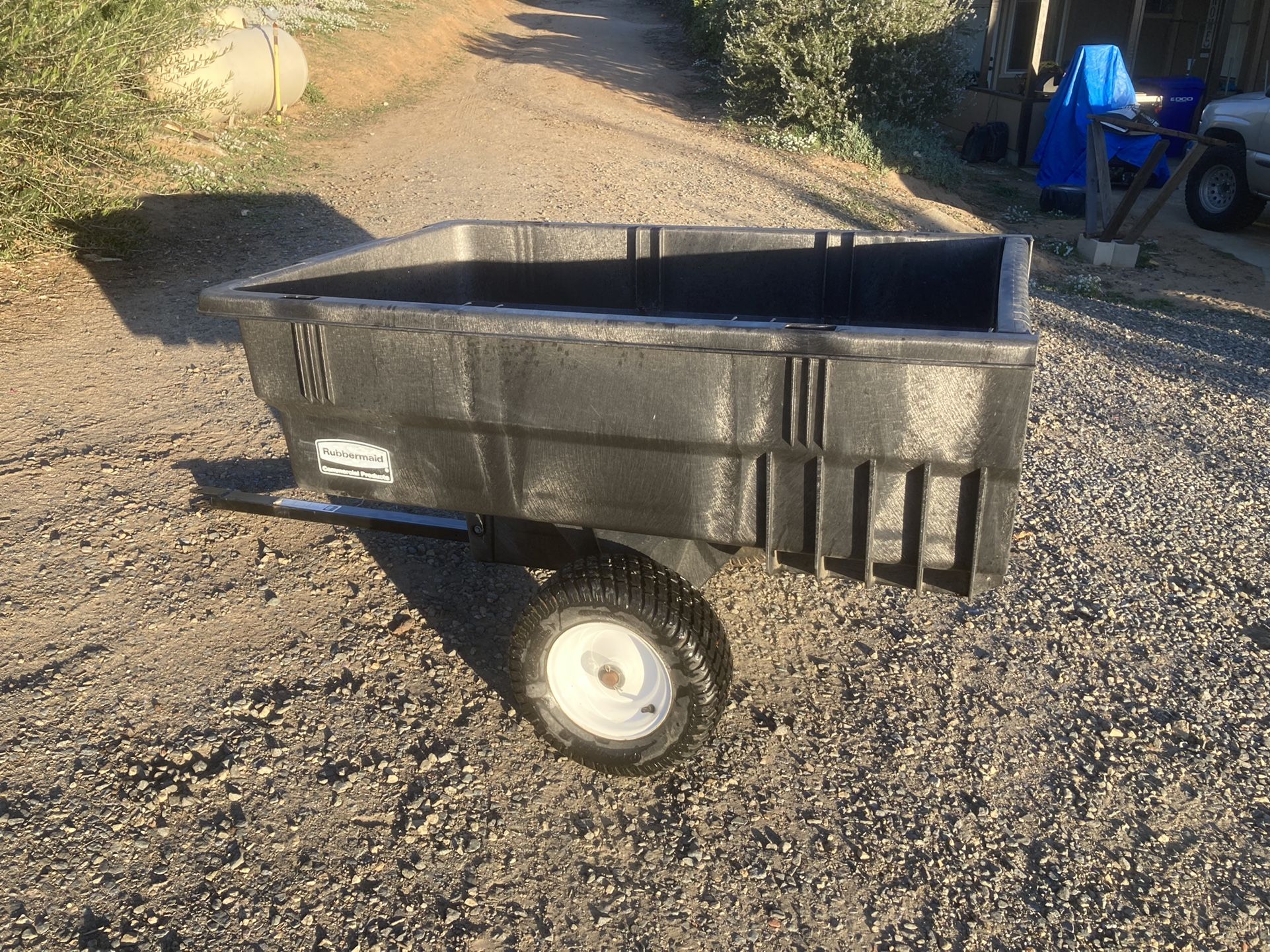 Garden Utility Trailer Rubbermaid Trailer