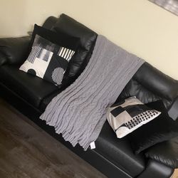 Black Leather Sofas