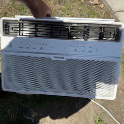 AC Window Unit