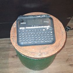P TOUCH LABELER