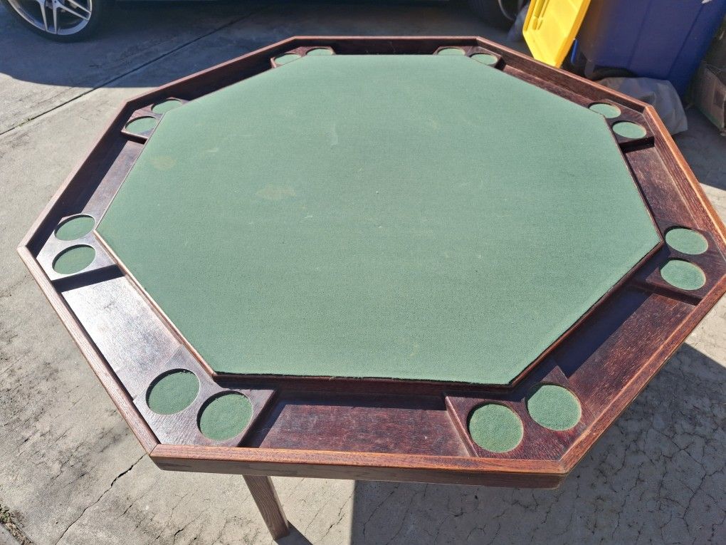 Card and Game Table 