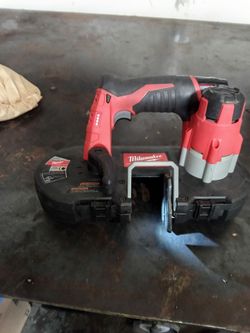 Milwaukee 12 volt Bandsaw