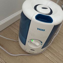 Vicks Humidifier