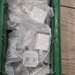 12 original Apple A1385 chargers