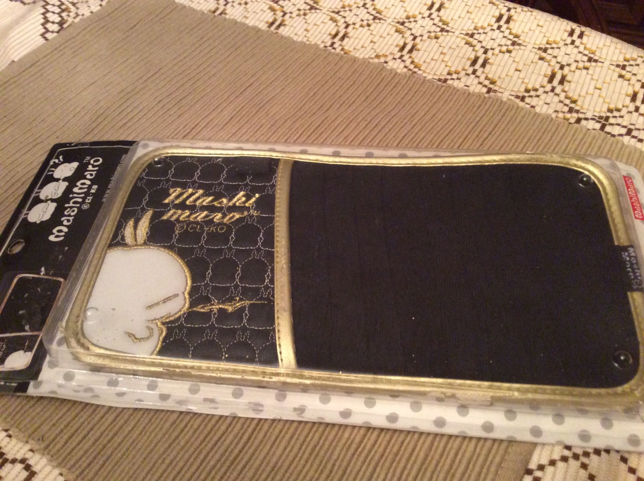 Mashi Maro Car Auto Sunshade Cover Sun Visor, Holds 10 CDs. New In Package. Colors Black/Gold