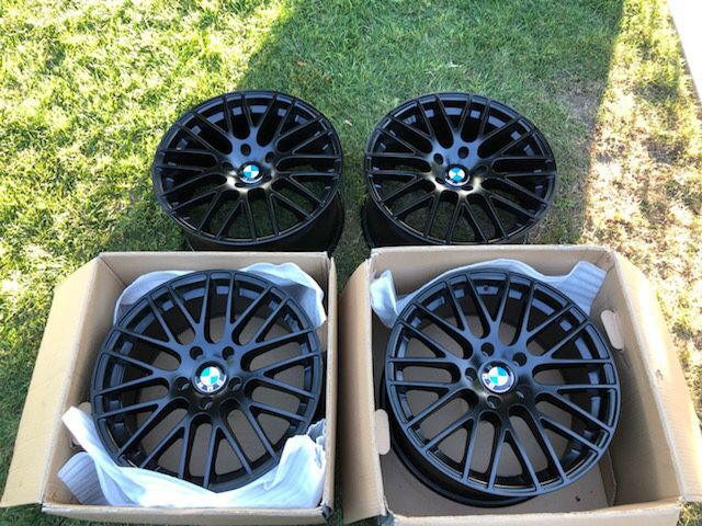 BMW Rims/Wheels staggered 18’s in excellent condition