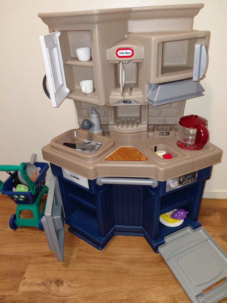 Kids Kitchen