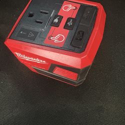 Milwaukee M18 Top-Off Power Supply (Inverter)