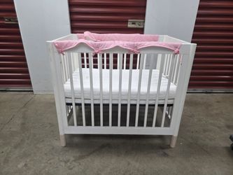 Babyletto Gelato 4-in-1 Convertible Mini Crib with Mattress & Rail Pads