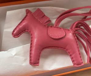 Brand New Authentic Hermès Lambskin Rodeo Bag Charm Rose Azalee PM Kelly Birkin