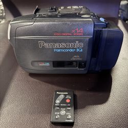 Panasonic Palmcorder IQ PV-IQ505 Vintage Camcorder w/ Battery + Remote Untested As-Is