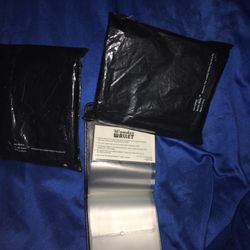 BRAND NEW NEVER USED -4-WONDER WALLET MADE WITH GENUINE LEATHER $25.00