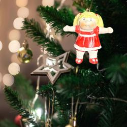 Applause USA 1984 Cabbage Patch Kids Ornament Girl In Red Dress, 2.25x2.5”