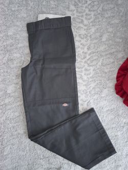 New 30x30
Dickies Loose Fit Double Knee Pants