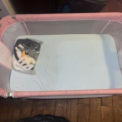 Bedside Bassinet With Memory Foam Mattress