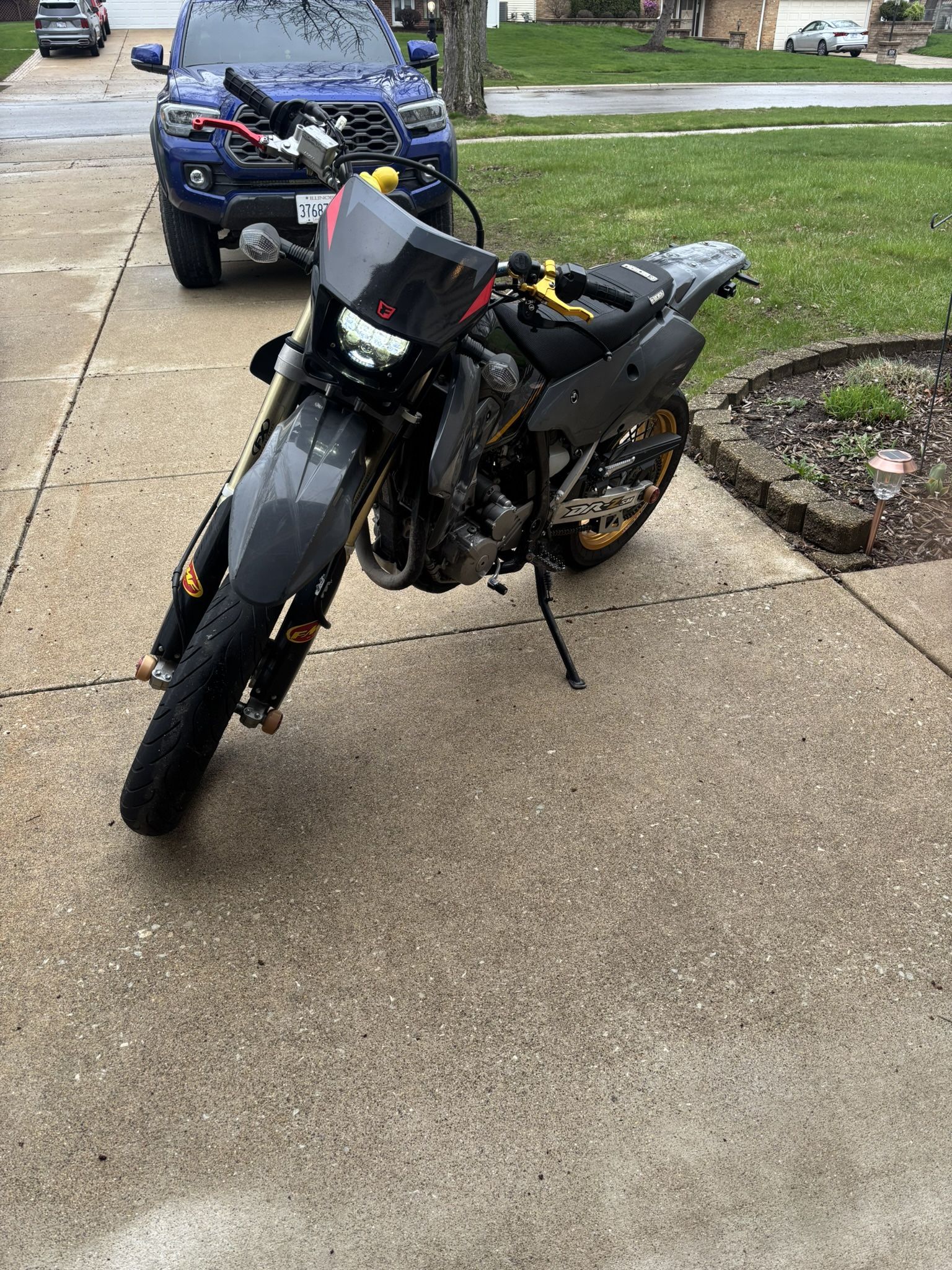 2016 Suzuki Drz