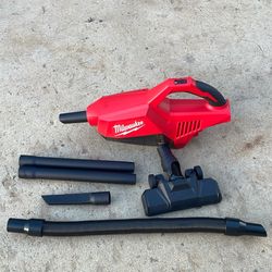 Milwaukee M18 18-Volt Lithium-Ion Brushless Bagless Cordless HEPA Handheld Vacuum