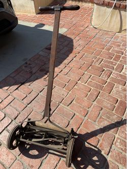 Antique Manual Push Reel Lawn Mower – Vintage Cast Iron
